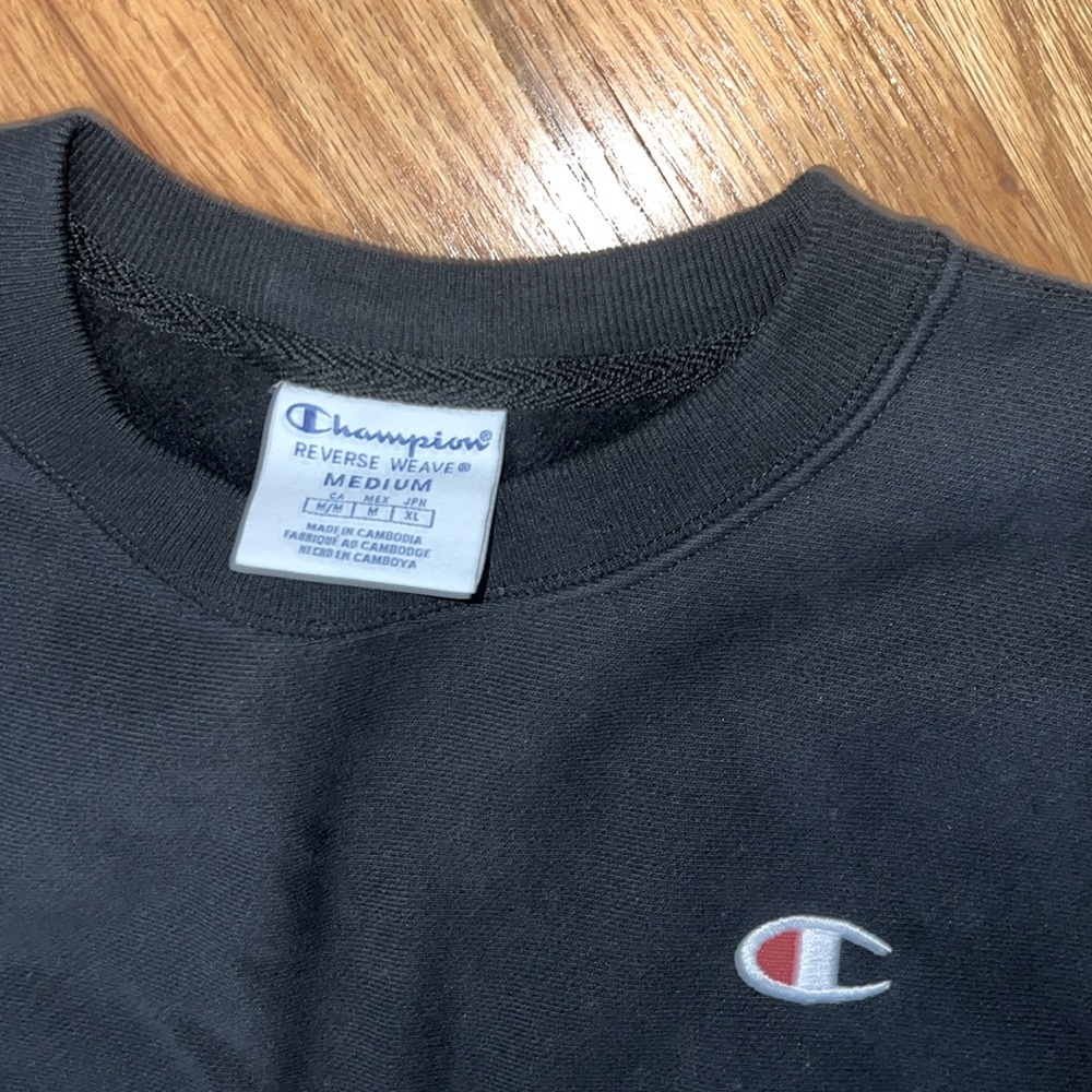 Champion Cropped Reverse Weave Crew - Picture 9 of 9